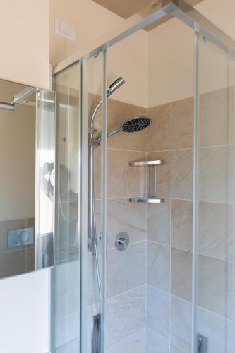 Double or Twin Room image 2