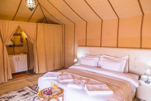 Sahara Elegance Camp in Merdane