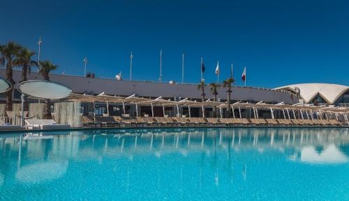 St Pauls Bay Oasis Suites by 360 Estates 2