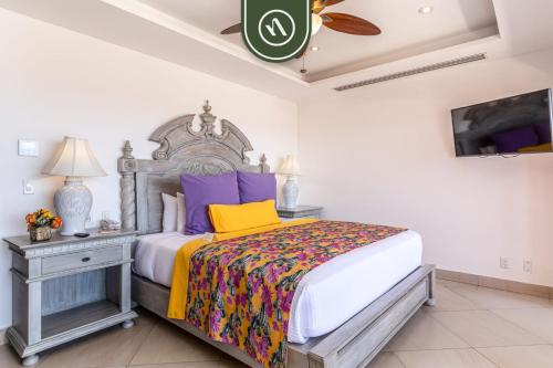 3BR Condo with Private Terrace - Ocean View - Pool in Cabo San Lucas, Mexico