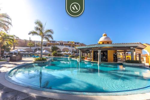 3BR Condo with Private Terrace - Ocean View - Pool in Cabo San Lucas, Mexico