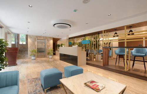 44 Oasis, Ćennaj (zdjęcie 4)
