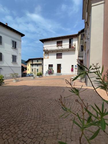 Skats, Casa alla Cascata in Cunardo