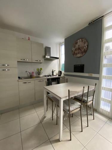 Køkken, Lovely apartment in center Seregno in Seregno