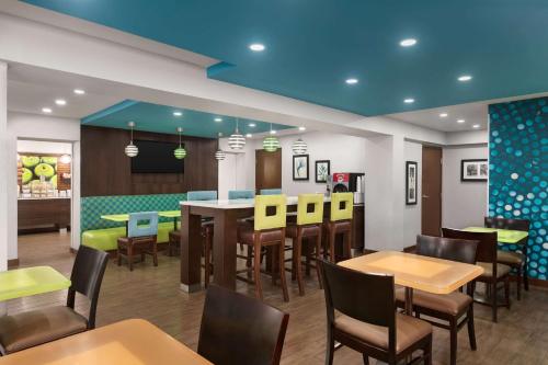La Quinta by Wyndham Oceanfront Daytona Beach in Daytona Beach, USA