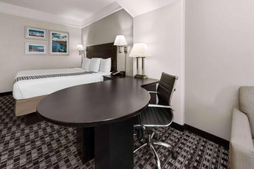 1 twin bed