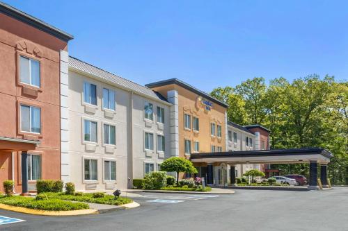 Comfort Inn Dickson - main image