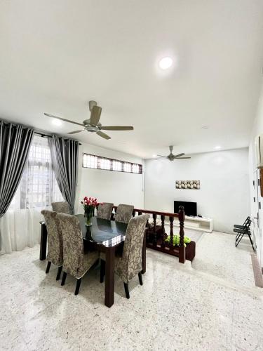 Facilities, Beach Cottage Homestay Kemaman - Berado D Pampass in Pantai Teluk Mak Nik