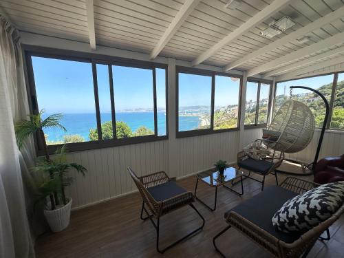 Moyra Hill Moyra Hill