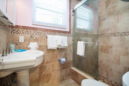 Clearwater Beach Suites #203 – Clearwater Beach, FL