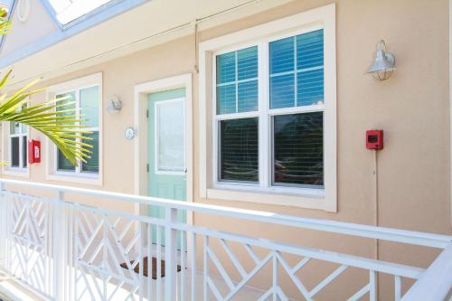 Clearwater Beach Suites #203 – Clearwater Beach, FL