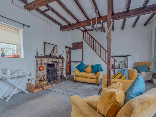 Charming Grade II Listed Cottage Historic Broseley Pass The Keys gîte à louer Benthall