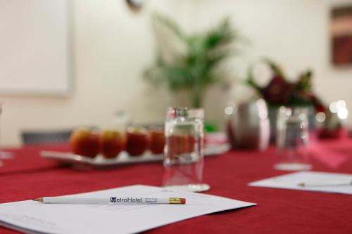 Metro Hotel Dublin Airport - image 3