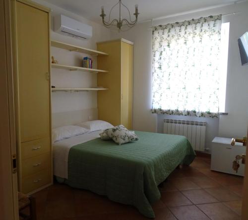 Archi Di Sole in Ricco Del Golfo