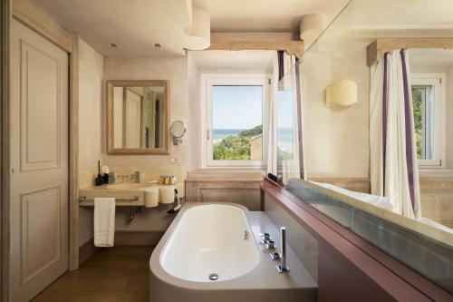 588046992 Villa Lattanzi