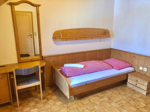 1 twin bed