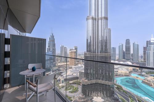 Address Residences Dubai Opera - Burj Khalifa City Views 1, 2, & 3-Bedroom Apartment 1 minute walk to Burj Khalifa, Dubai Mall, Dubai Fountain by Heaven Crest, Дубай (фото 9)