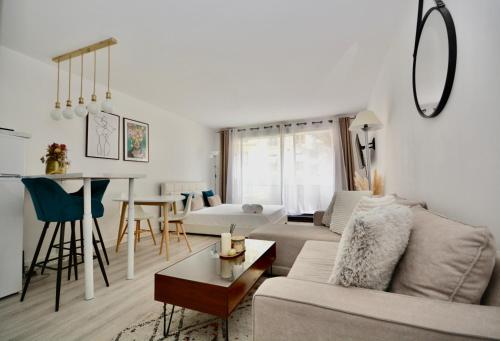 Studio Trocadero - Sablons - image 12
