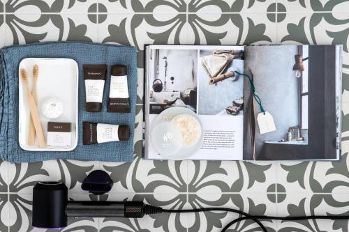 Luxury Residences by Widder Hotel - image 5