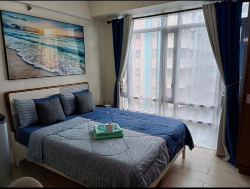 Pasay Staycation with Parking Space in 150 Newport Boulevard near Resort World & NAIA T3, Manila