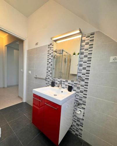 Lux Apartment Tuscolano, Rome (photo 8)