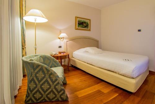 1 twin bed
