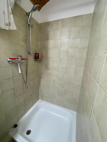 Cozy apartment in commercial centre for two in Unterhaching