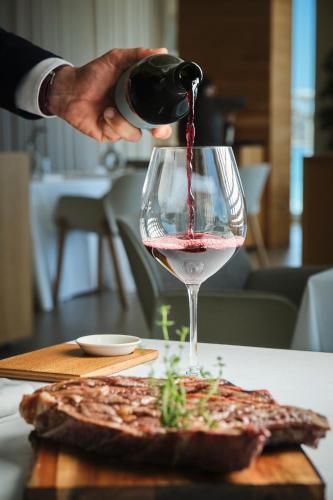 Gran Hotel Sol y Mar - Adults Only - image 9