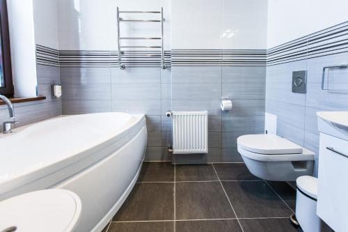 Riga Lux Apartments - Ernesta Free parking - image 12