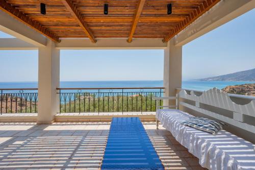 Balcony/terrace, Gallery Villa with Pool, 300m Beach, Sea Views in Viannos