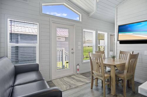 Port Bolivar Tiny Home Destination in Bolivar Peninsula, USA