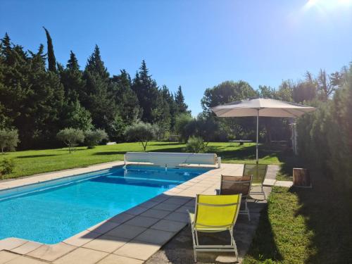 Vacances gîte à louer Sénas