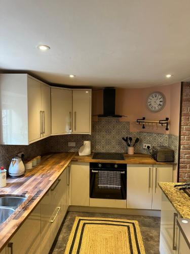 Maengwynedd, Llanrhaeadr Ym Mochnant, Oswestry (fotografie 8)
