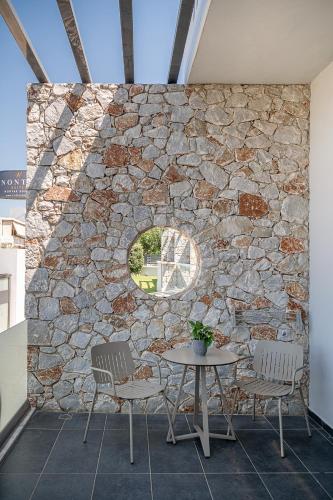 Nontas suites - image 10