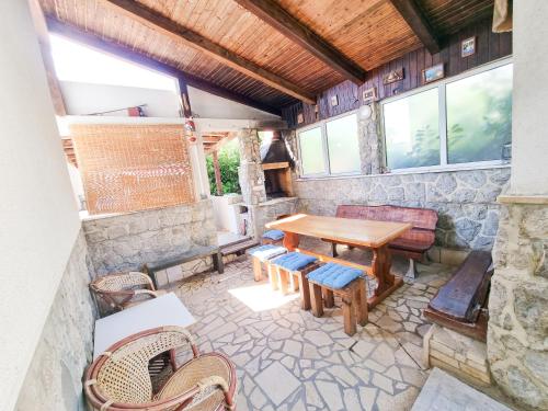 บริการและสิ่งอำนวยความสะดวก, Holiday House Milan in ปิเนซิซี