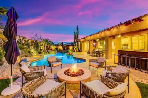 End-Up 3600 Sqft with Game Room in Indio, Vereinigte Staaten von Amerika