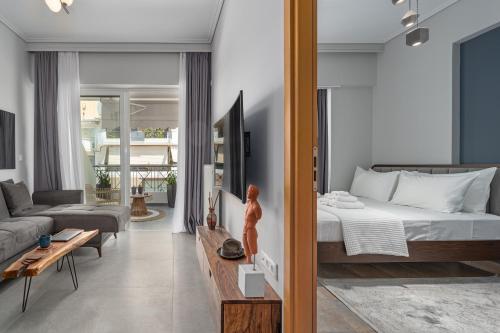 Luxurious Coastal Retreat in Central Glyfada, Athènes