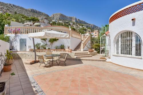 Holiday Home image 6