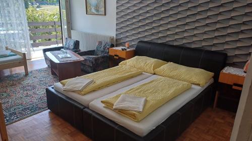 OPEN Vendégház (OPEN Vendeghaz) in เฟลโซโลเวเรก