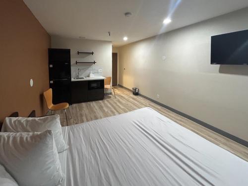Studio 6  Suites Cameron Park, CA - Folsom