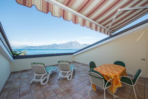 Apartment with Balcony