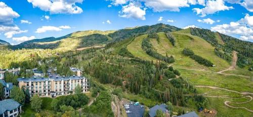 Storm Meadows Club A-219, Corner Unit, Amazing Panoramic Views, Ski In Ski Out, Club Amenities - Steamboat