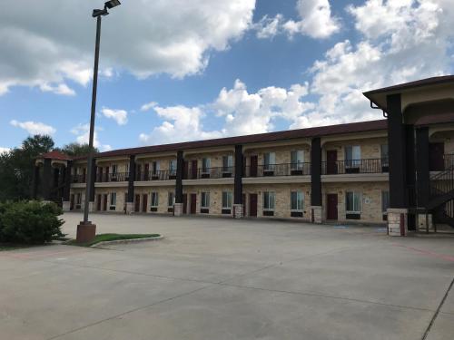 Executive Inn and Suites in Pittsburg (TX)