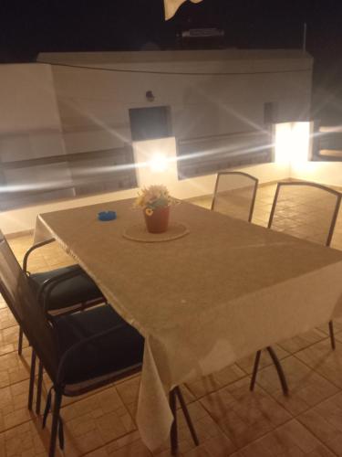 Το Πέτρινο, Kitnos (zdjęcie 2)