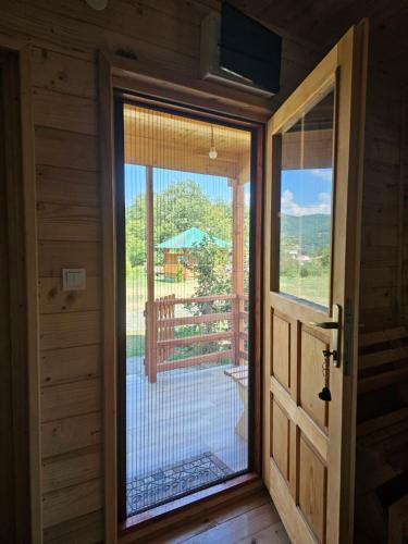 Konaci Oceva Zemlja Vikendica i Bungalovi in Mojkovac