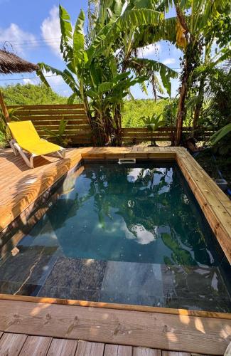 Bologne by Tiki Kaz in Λε Μούλ