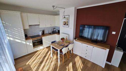 Jacuzzi Tuscany Terrace Apartment Free parking - image 13