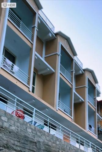 Water vibe hotel in Drosh