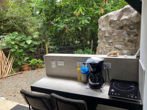 푸에르토 비에호 데 탈라망카 Villa Salvador - New Private Suite & Kitchen walk to Playa Chiquita 3성급 싱글룸 레스토랑