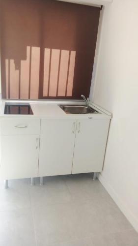 Estudio encantador cerca del carrefour rosaleda 1 5